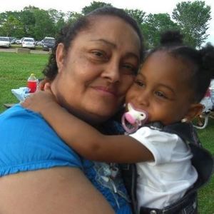 Meet your Posher, Yolanda